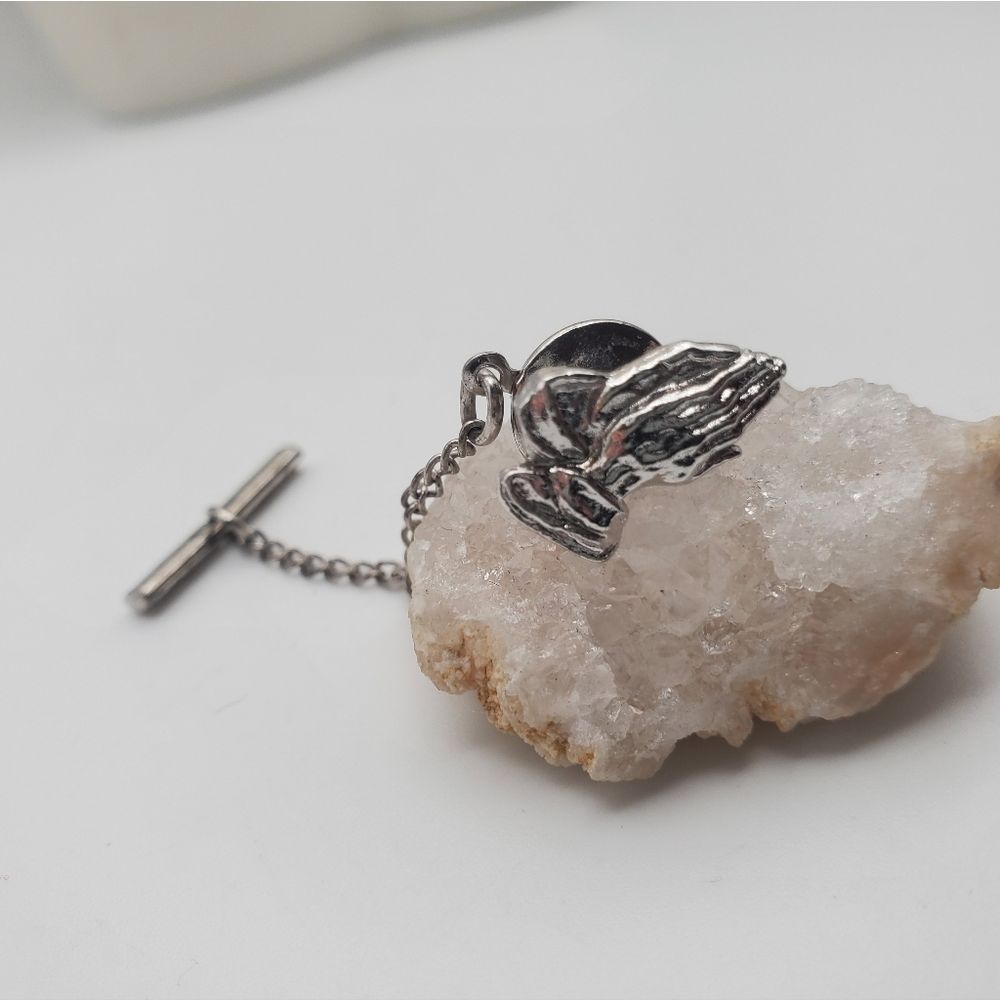 Praying hands cufflink