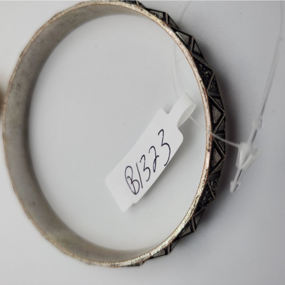 Aztec crossed bracelet B1323