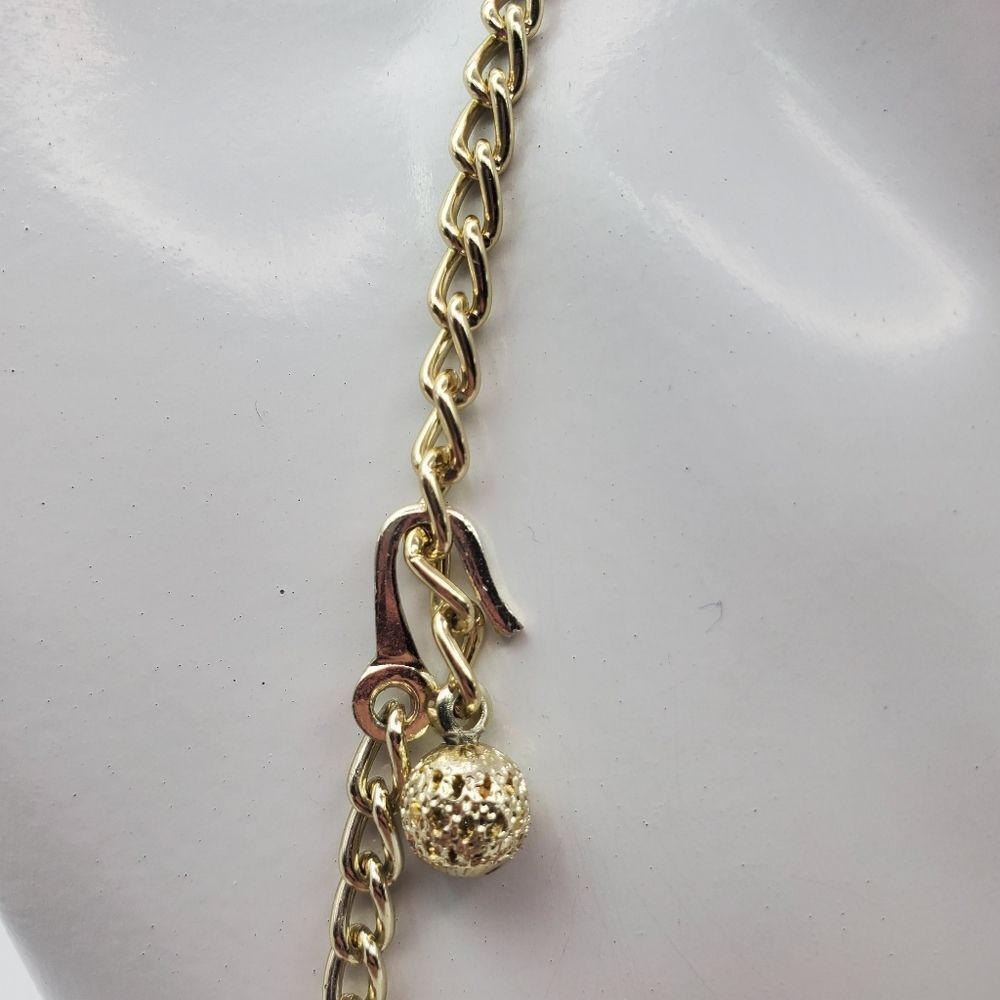 1000 wire lace gold tone flower necklace N1418