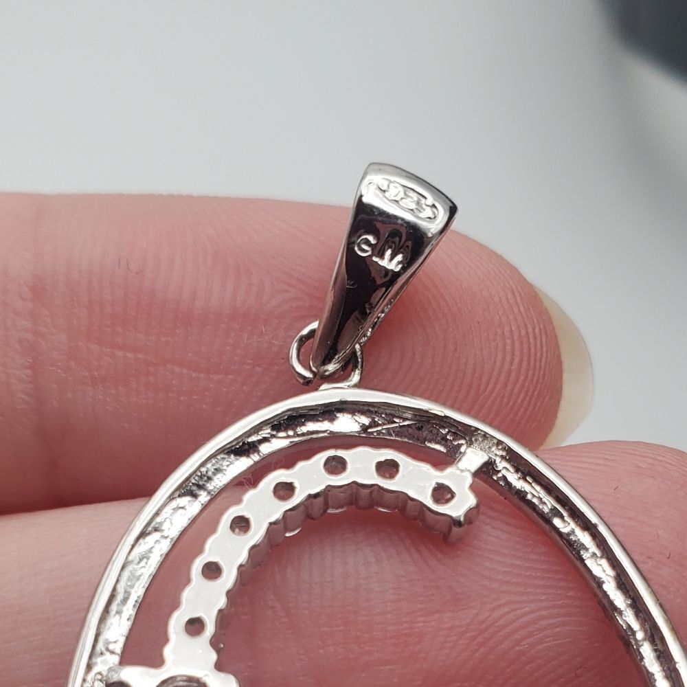 Sterling silver gm crystals Italian sourced necklace pendant needs cleaning