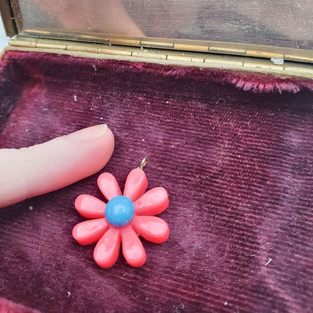 Blooming flower necklace charm‎ pendant