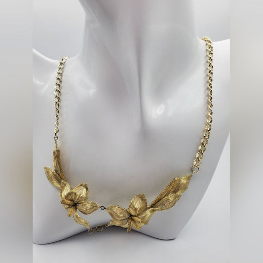 1000 wire lace gold tone flower necklace N1418
