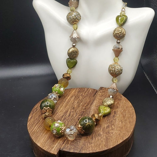 WOW!  Artisan glass emerald regency customized orb necklace      ‎        N3314