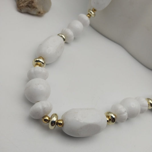 Vintage white‎ beaded estate necklace