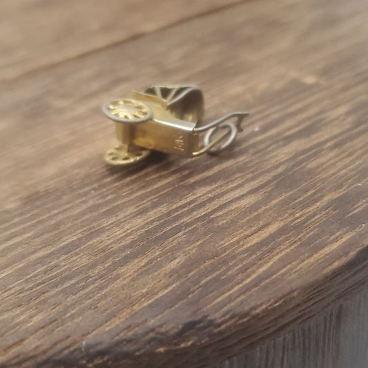 14k gold old buggy charm rickshaw vintage
